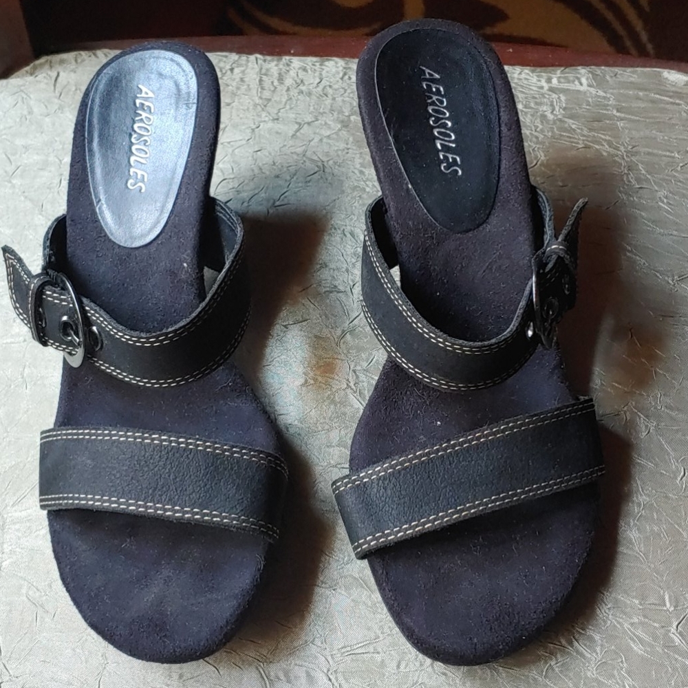 Aerosoles slip on sandles